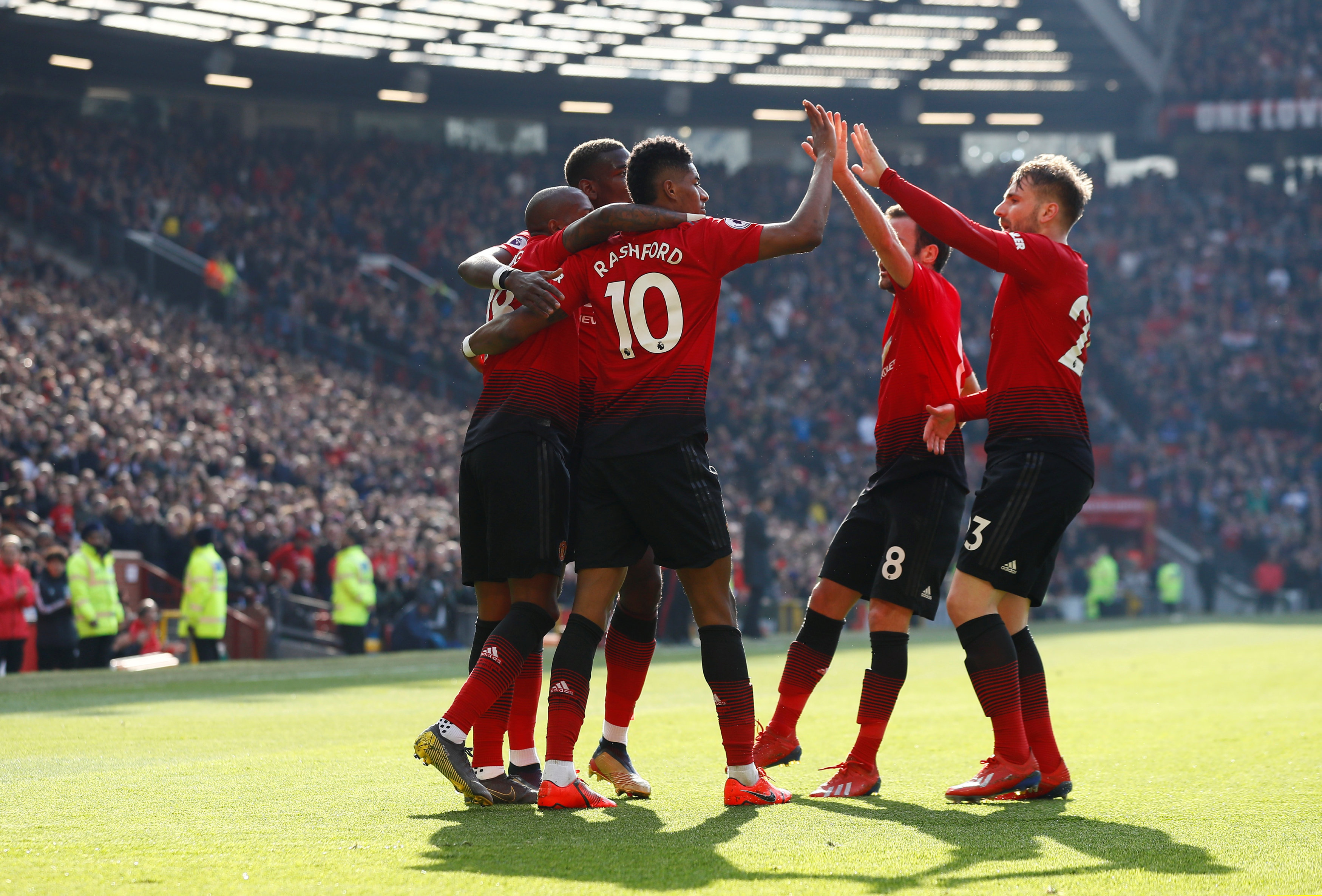 而是坚定地 而是坚定地